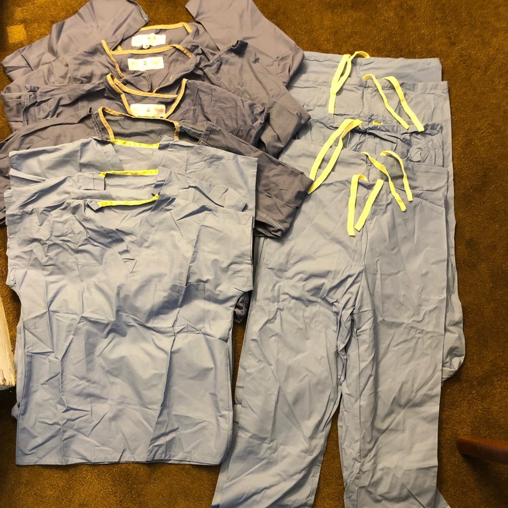 Men’s scrubs! NOT CARHARTT